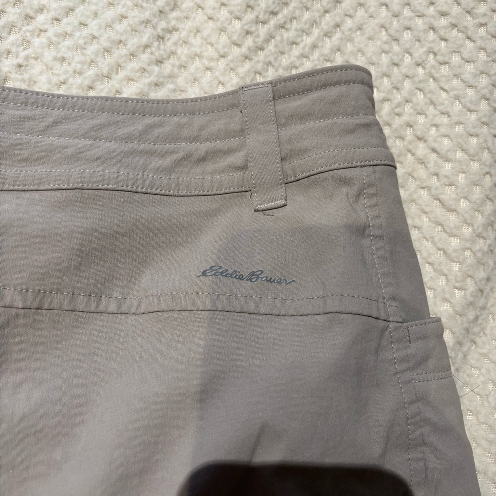 Eddie Bauer Light Taupe Cargo Bermuda Shorts - Summer, hiking, cruise, casual - Picture 6 of 7